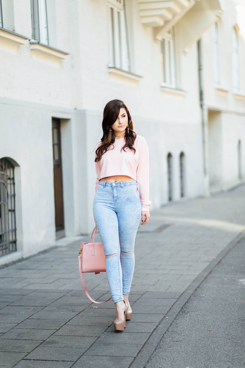 pinkes-crop-top-pulli-outfit-of-the-day-inspiration