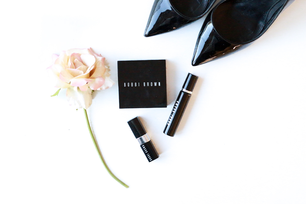 Bobbi-Brown-Limited-Edition-Review-liquid-face-highlighter-2015
