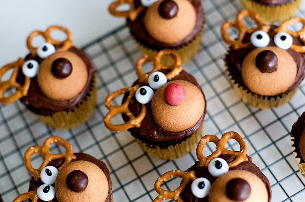 reindeer-cupcakes-rentier-kuchen-weihnachts-gebäck-außergewöhnliche-kuchen-rezeptidee