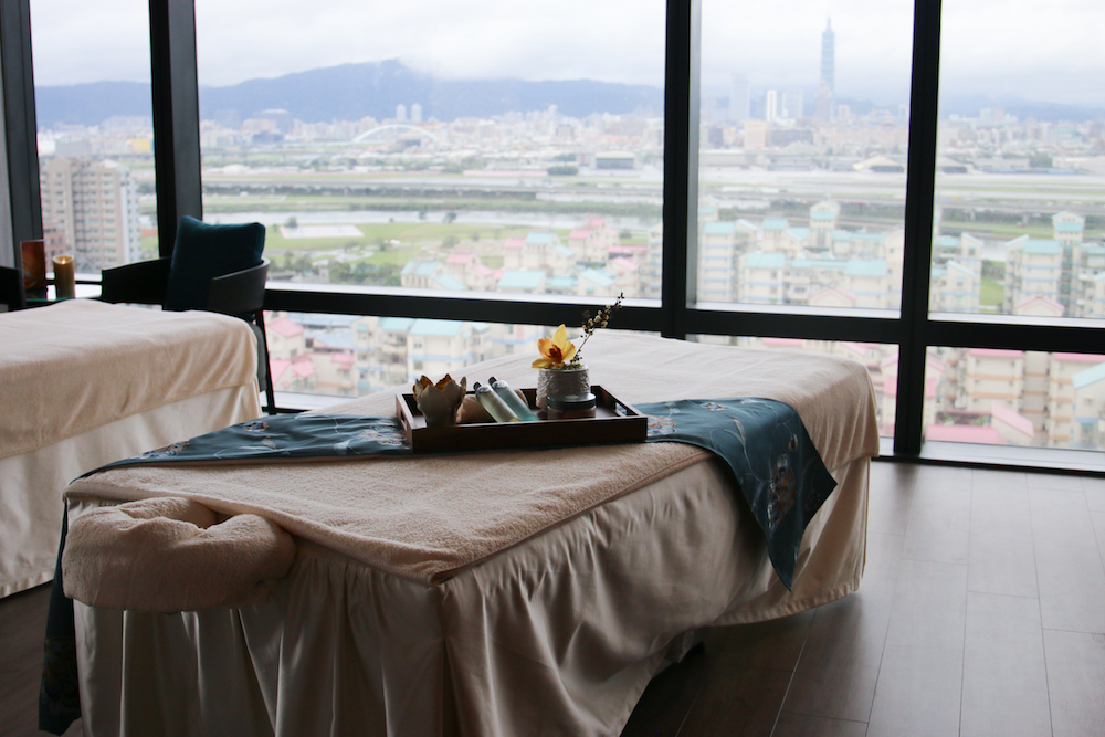 marriott-hotel-taipei-tawain-spa-massage-view